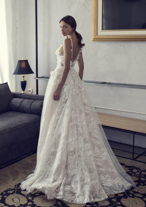 Riki Dalal Country Dresses Backless V Neck 3D Lace vestido de novia Vintage Boho Beach Wedding Dress Plus Size