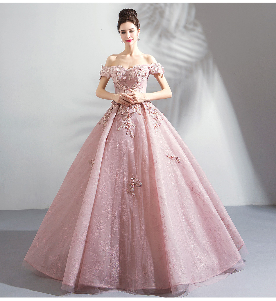 2019 Elegant Off The Shoulder Ball Gown Long Evening Dresses 3D Flowers Beaded Custom Made Lace Formal Evening Gowns Prom Party Dresse