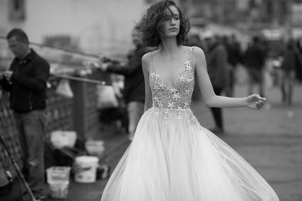 liz martinez star lace dresses abiti da sposa v neck backless sexy bridal gowns beach a line princess wedding dress