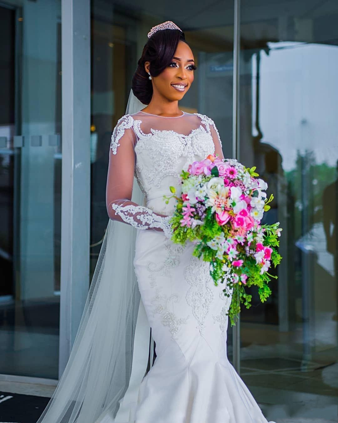 African Long Sleeves Mermaid Wedding Dresses Jewel Neck Illusion Lace Appliques Crystal Beads Court Train Plus Size Formal Bridal Gowns