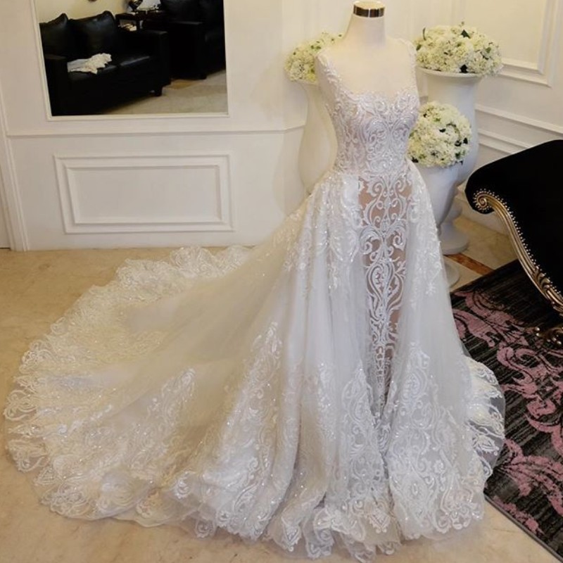 Glamorous Mermaid Wedding Dress With Overskirt Sexy Square Neck Beads Lace Appliques Vestido De Novia Arabia Amazing Plus Size Wedding Dress, Champagne
Glamorous Mermaid Wedding Dress With Overskirt Sexy Square Neck Beads Lace Appliques Vestido De Novia Arabia Amazing Plus Size Wedding Dress, Champagne
