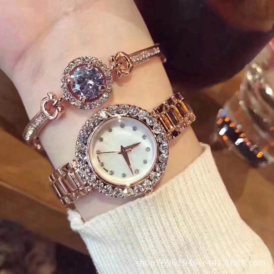 New hot Fashion Casual 28mm Ladies' Watch Quartz & Diamond Bracelet Stainless Steel Bracelet Women's Watch Relogio Montre Femm.Woman gift, Slivery;brown
New hot Fashion Casual 28mm Ladies' Watch Quartz & Diamond Bracelet Stainless Steel Bracelet Women's Watch Relogio Montre Femm.Woman gift, Slivery;brown