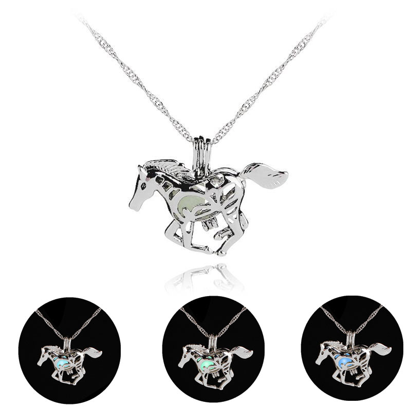 Luminous Glowing in the Dark Horse Necklace Silver Horse Unicorn Pendant Chocker chain Fashion Jewelry for Women Drop Shipping
Luminous Glowing in the Dark Horse Necklace Silver Horse Unicorn Pendant Chocker chain Fashion Jewelry for Women Drop Shipping