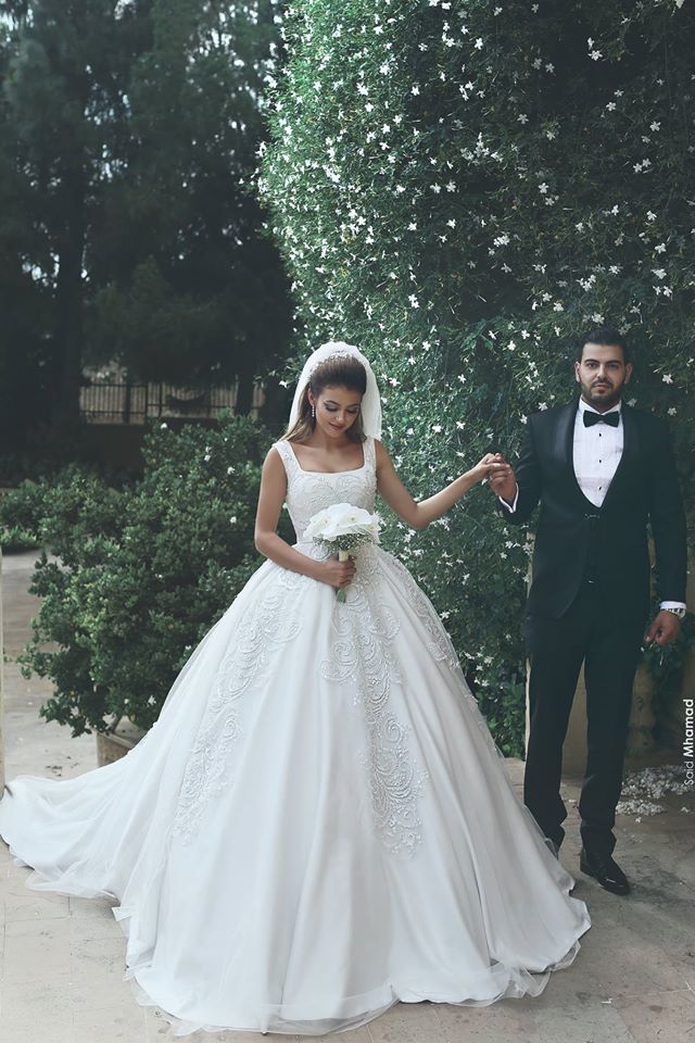 Mhamad New Said Dubai Arabic Long Sleeves Spaghetti Robe De Mariage Court Train Wedding Dress Bridal Gowns