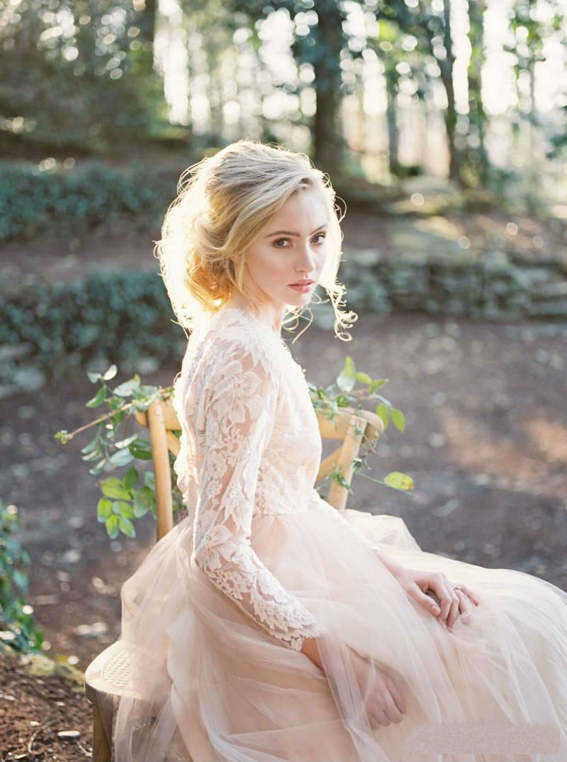 Blush Pink 2018 Wedding Dress Long Sleeve Lace Applique Hollow Back Country Tulle Bridal Gowns Plus Size