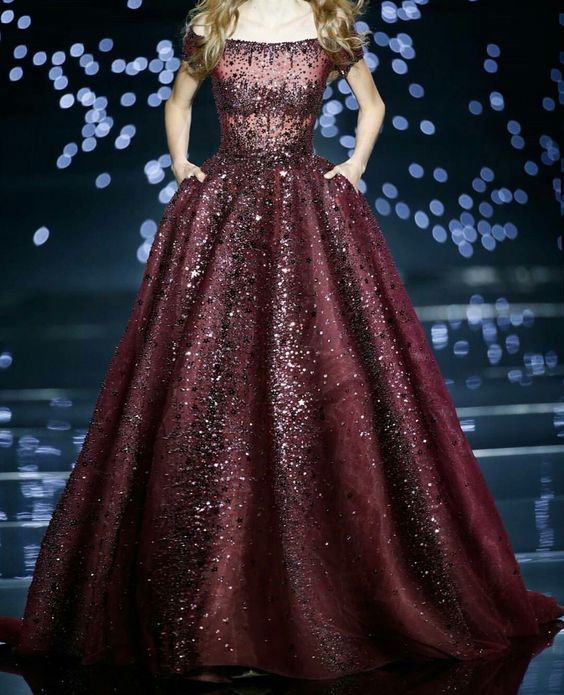 Evening dress Yousef aljasmi Kim kardashian Off-Shoulder Crystal Ball gown Almoda gianninaazar ZuhLair murad Ziadnakad, Same with picture
Evening dress Yousef aljasmi Kim kardashian Off-Shoulder Crystal Ball gown Almoda gianninaazar ZuhLair murad Ziadnakad, Same with picture