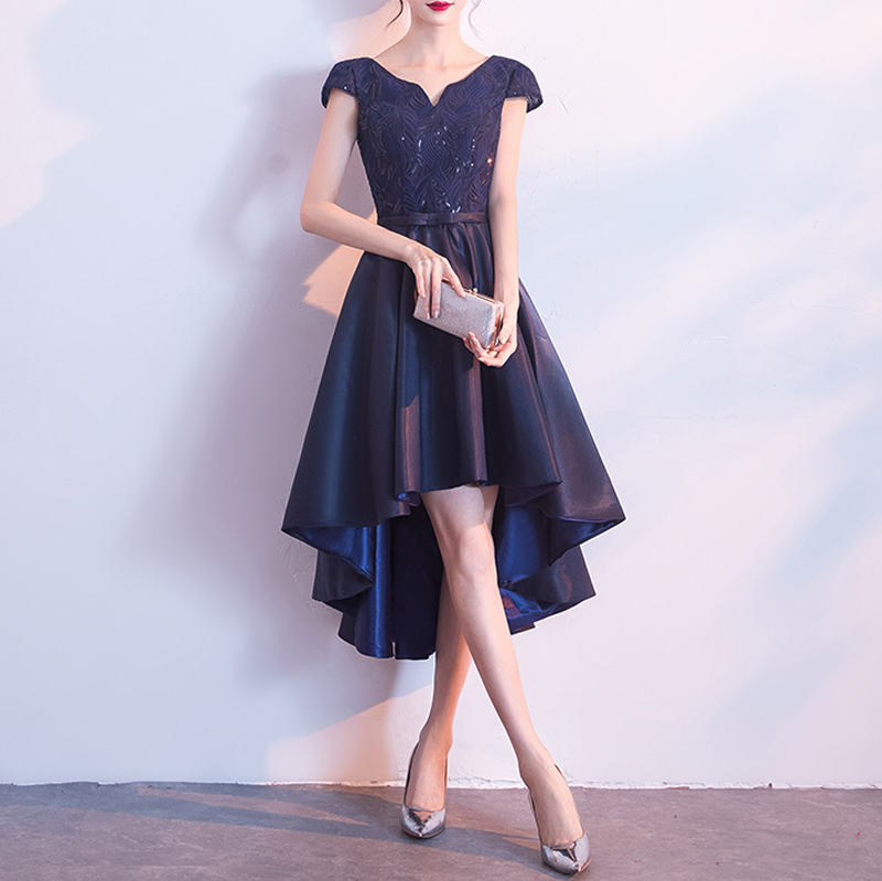 Elegant Dark Navy Hi Lo Mother of the bride Dresses V-Neck Cap Sleeves Lace-up Back Satin Mother of the bride dress
Elegant Dark Navy Hi Lo Mother of the bride Dresses V-Neck Cap Sleeves Lace-up Back Satin Mother of the bride dress