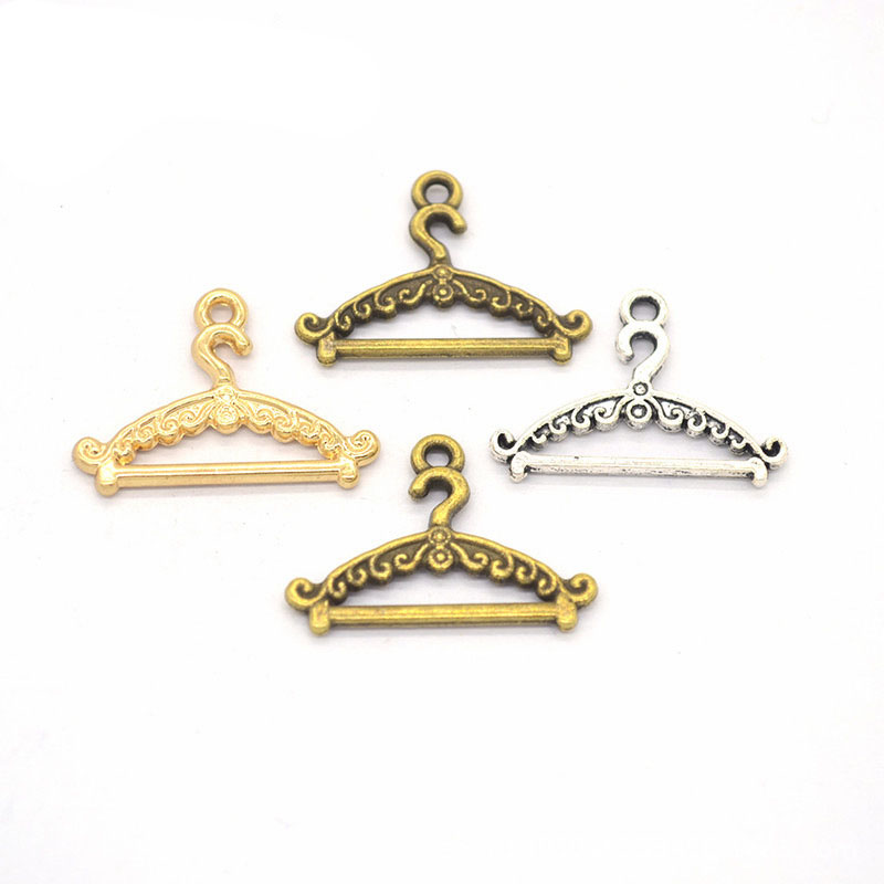 BULK 500 PCS Cloth Hanger Charms Pendant with flower 23*17MM good for DIY craft, Jewelry making
BULK 500 PCS Cloth Hanger Charms Pendant with flower 23*17MM good for DIY craft, Jewelry making