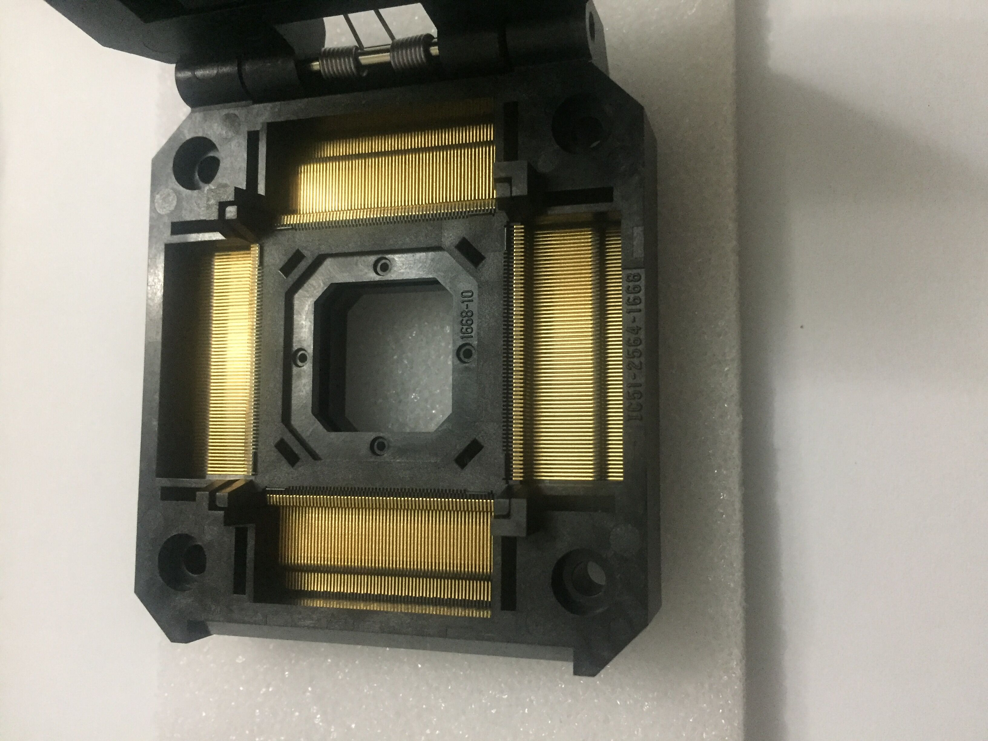 Yamaichi IC Test Socket IC51-2564-1668-10 LQFP256P 0.4mm Pitch 28x28mm Burn in Socket