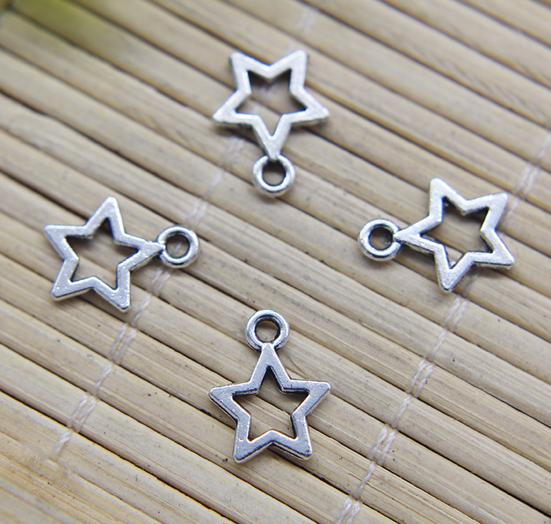 Whole 200pcs Small Star Alloy Charms Pendants Retro Jewelry Making DIY Keychain Ancient Silver Pendant For Bracelet Earrings 1