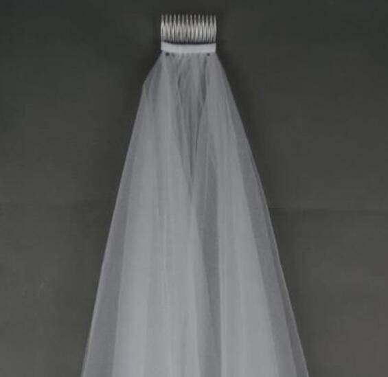 Free Shipping Real Image Sparkly Beaded Bridal Veils With Rhinestones Edge Short Length Tulle Wedding Veil