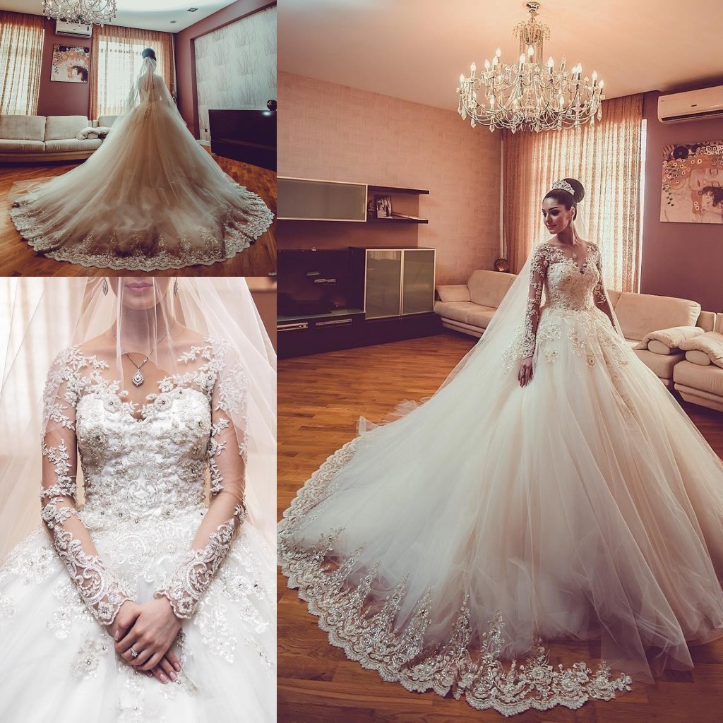 2018 New Arabic Long Sleeves A Line Wedding Dresses Sheer Neck Illusion Lace 3d Floral Appliques Crystal Beaded Tulle Plus Size Bridal Gowns, White
2018 New Arabic Long Sleeves A Line Wedding Dresses Sheer Neck Illusion Lace 3d Floral Appliques Crystal Beaded Tulle Plus Size Bridal Gowns, White