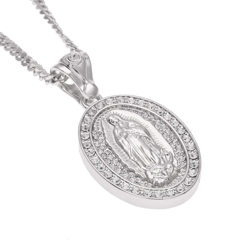 Authentic Hiphop Santa Maria Pendant Necklaces For Mens Oval Charm Gold Plated Full Diamond Hip Hop Jewelry