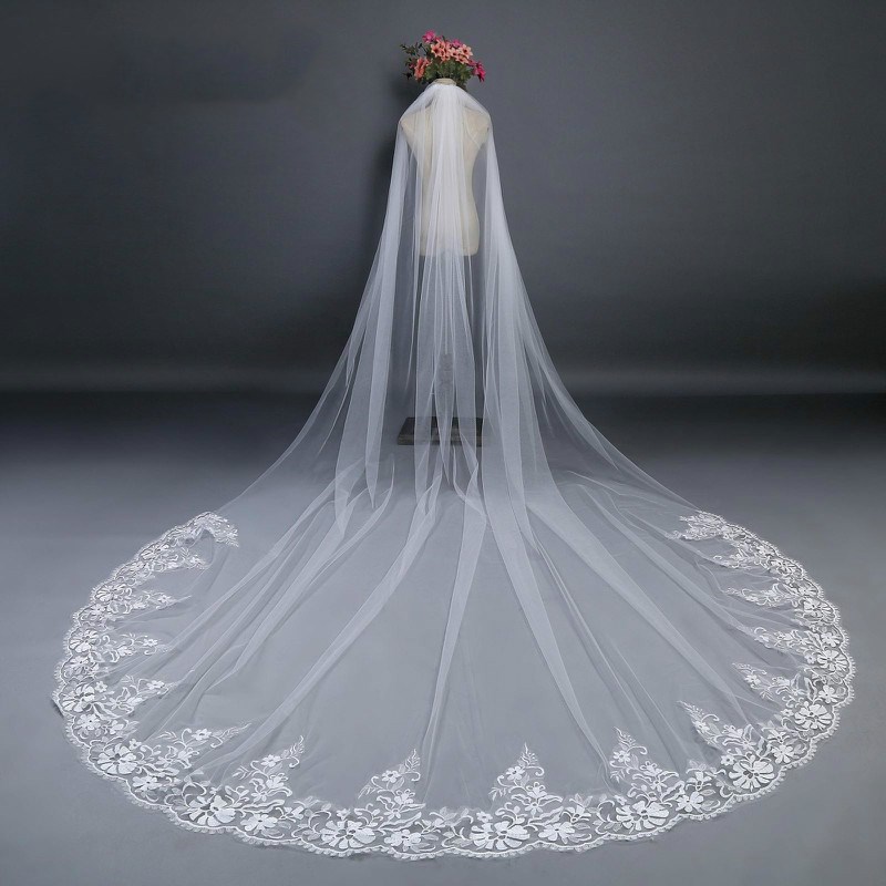 2018 Veu De Noiva Lace Applique Two-Layers 3 M Long Wedding Veil Real Picture Cathedral Bridal Veil with Comb Velos De Novia, Beige
2018 Veu De Noiva Lace Applique Two-Layers 3 M Long Wedding Veil Real Picture Cathedral Bridal Veil with Comb Velos De Novia, Beige