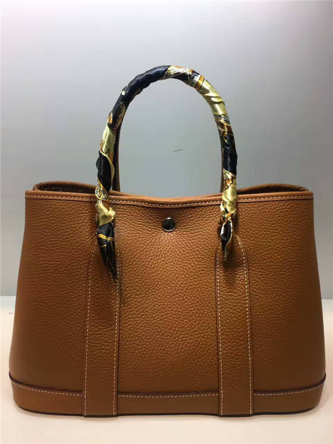 24cm 30cm Fashion Bags women Totes Handbag With Straps Soft Genuine leather Shoulder Bags lady Handbag High Quality Factory wholesale, Color 7
24cm 30cm Fashion Bags women Totes Handbag With Straps Soft Genuine leather Shoulder Bags lady Handbag High Quality Factory wholesale, Color 7