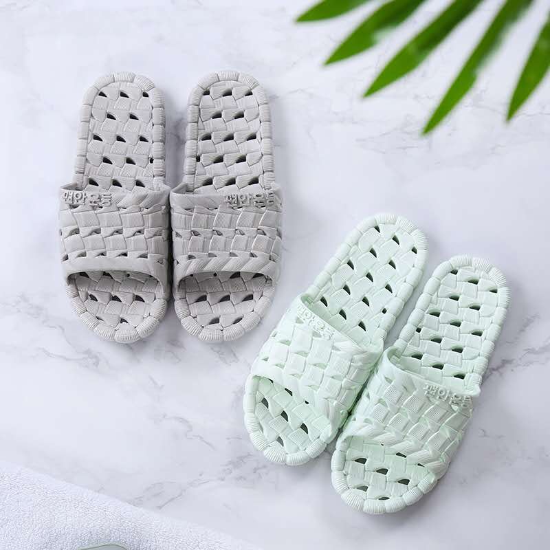 Plastic home bathroom slippers female summer new hollow skid home sandal hotel shower leaking sandals