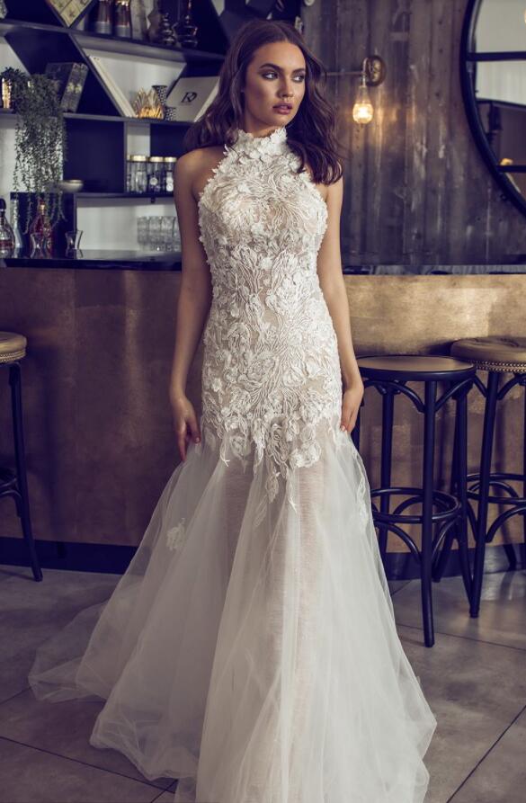 2019 Mermaid Wedding Dresses Halter 3D Floral Applique Backless Sweep Train Lace Bridal Dress Sleeveless Plus Size robe de mariée Gowns