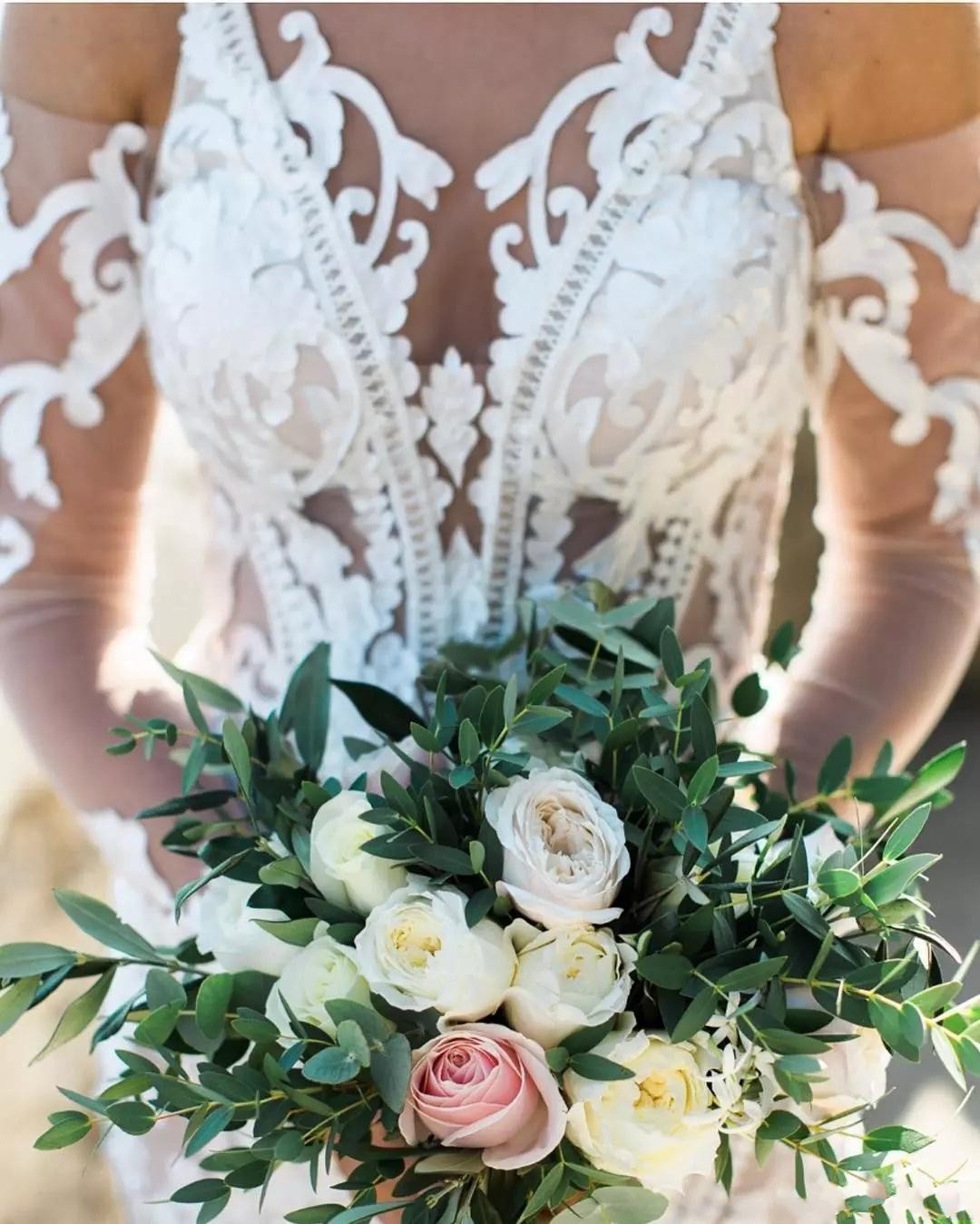 New Design Unique Mermaid Long Illusion Sleeve Backless Lace Applique Court Train Wedding Gown Bridal Dress Custom Made