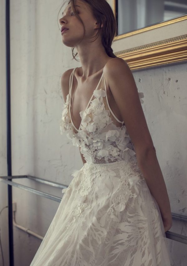 Riki Dalal Country Dresses Backless V Neck 3D Lace vestido de novia Vintage Boho Beach Wedding Dress Plus Size