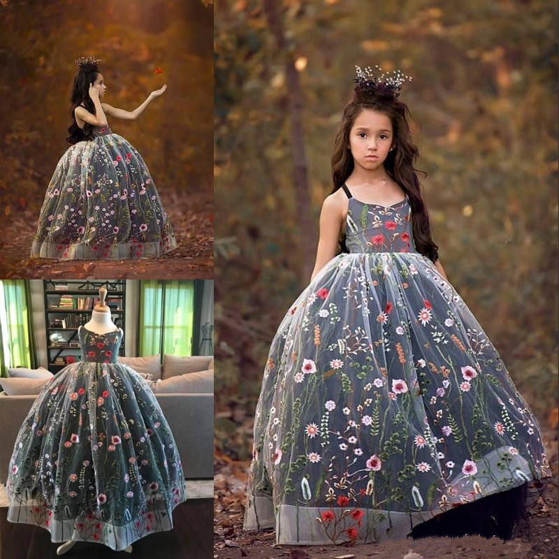 Fairy Embroidery Flower Girl Dress V Neck Ball Gown Girls Pageant Dress Custom Made Kids Prom Gowns, Burgundy
Fairy Embroidery Flower Girl Dress V Neck Ball Gown Girls Pageant Dress Custom Made Kids Prom Gowns, Burgundy
