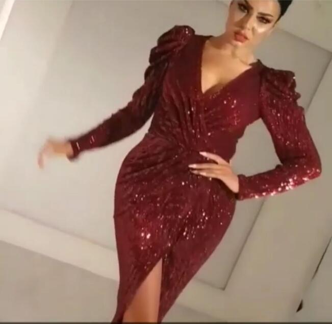 Evening dress Yousef aljasmi Long sleeve Red Sequines V-Neck Split Almoda gianninaazar Kim kardashian Zuhair murad Ziadnakad, Same with picture
Evening dress Yousef aljasmi Long sleeve Red Sequines V-Neck Split Almoda gianninaazar Kim kardashian Zuhair murad Ziadnakad, Same with picture