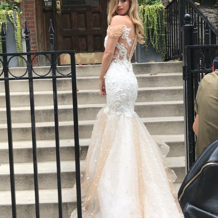 Gorgeous Newest Arrival Mermaid Dresses Spaghetti Straps Lace Applique Backless Bridal Gowns Wedding Dress Vestidos De Noiva
