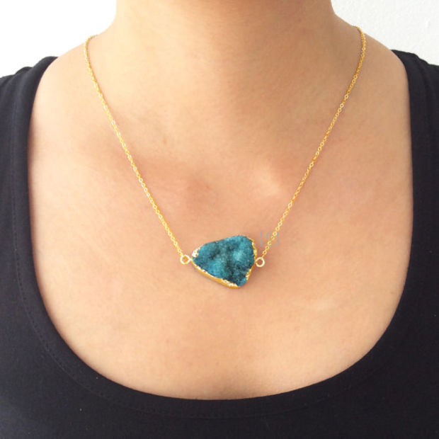 2018 Fashion Irregular Rainbow Stone Natural Crystal Chakra Rock Necklace Gold Color Chain Quartz Pendant Necklacefor for Women
2018 Fashion Irregular Rainbow Stone Natural Crystal Chakra Rock Necklace Gold Color Chain Quartz Pendant Necklacefor for Women