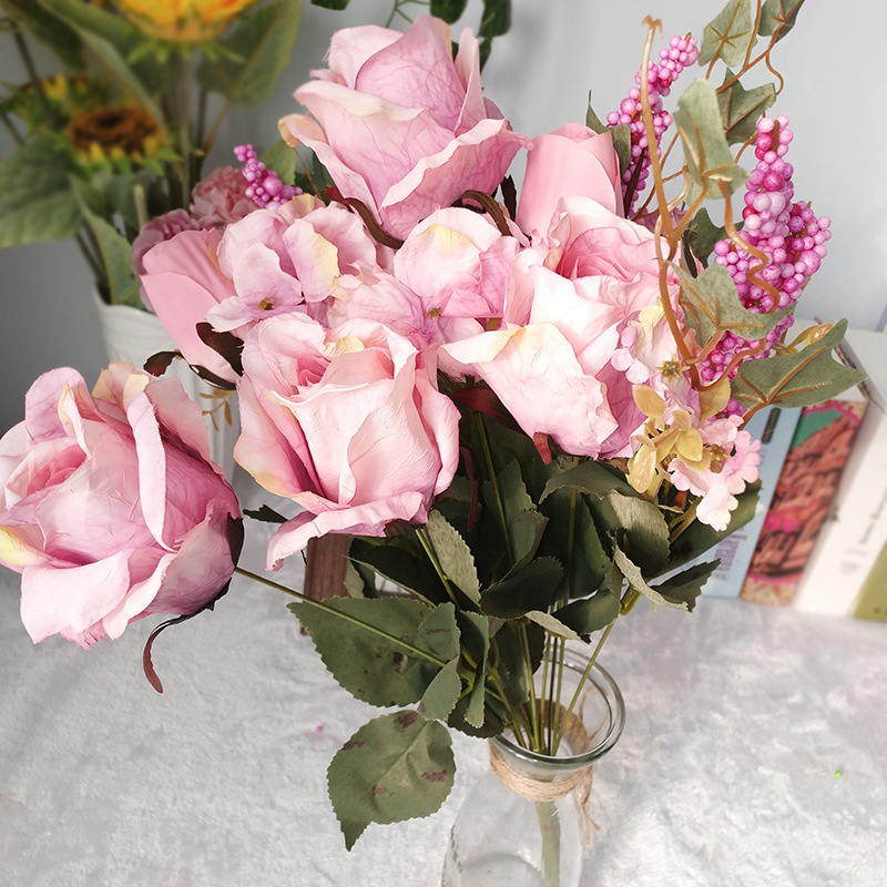 HIGHT Quality Vivid Artificial Flowers Rose Silk Bouquet Fake Flower Bridal Holding Flowers Home Wedding Decoration Flores, White
HIGHT Quality Vivid Artificial Flowers Rose Silk Bouquet Fake Flower Bridal Holding Flowers Home Wedding Decoration Flores, White