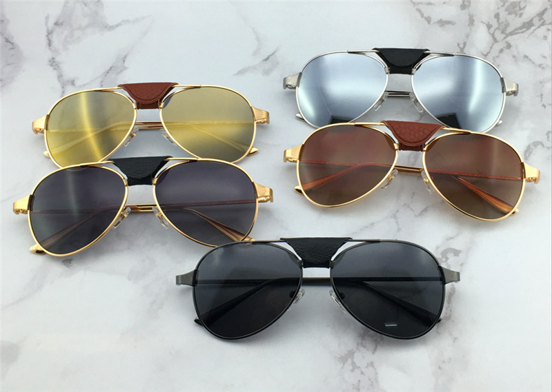 New fashion men sunglasses pilot frame santos leather design men design metal frame screws design top quality with case00271, White;black
New fashion men sunglasses pilot frame santos leather design men design metal frame screws design top quality with case00271, White;black