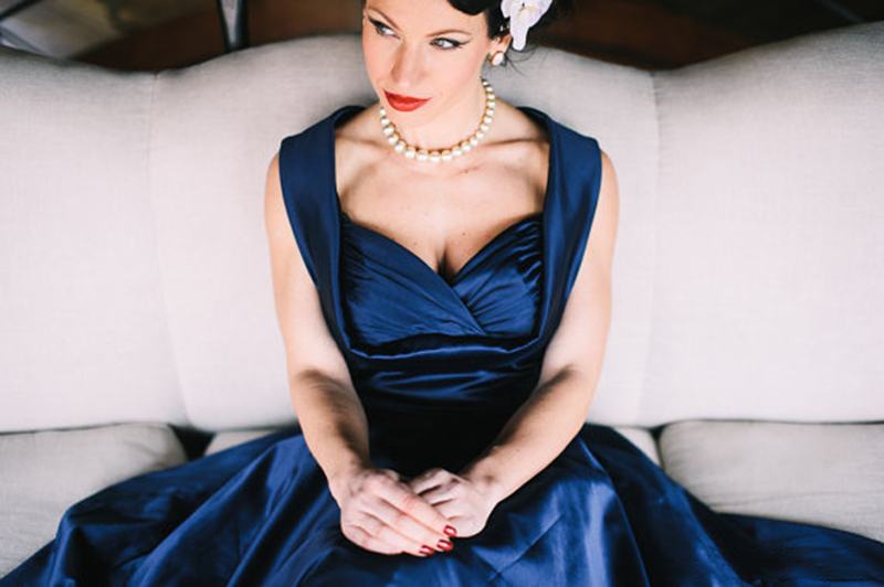 New Designer Navy Short Bridesmaid Dresses Prom Party Dresses Bridal Dress Plus Size Knee-Length Christmas Holiday Dresses Custom Made
New Designer Navy Short Bridesmaid Dresses Prom Party Dresses Bridal Dress Plus Size Knee-Length Christmas Holiday Dresses Custom Made