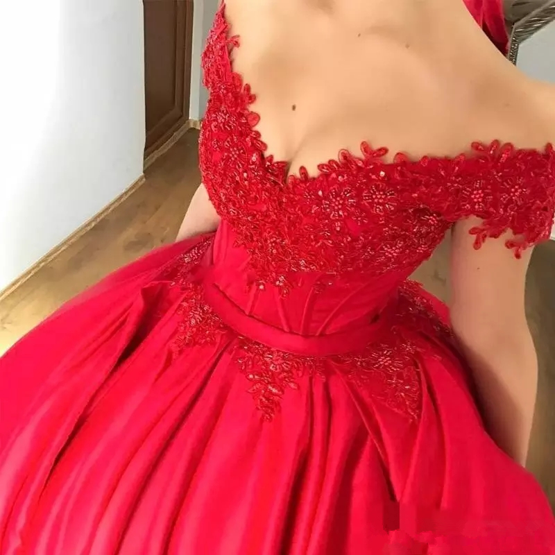 sexy modest off shoulder red ball gown quinceanera dresses appliques beaded satin corset lace up prom dresses sweet 16 prom party gown