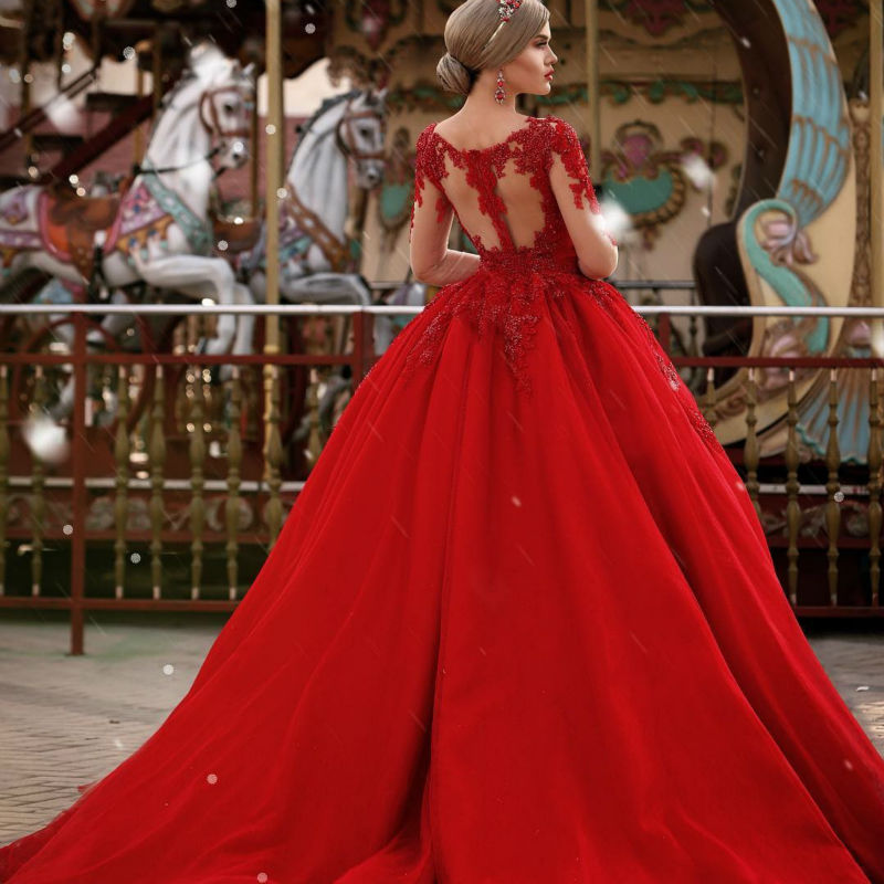 2018 A Line Red Wedding Dresses Dubai Arabic Lace Pearls Appliques Deep V Neck Country Bridal Gowns Sweep Train Long Sleeve Wedding Dress