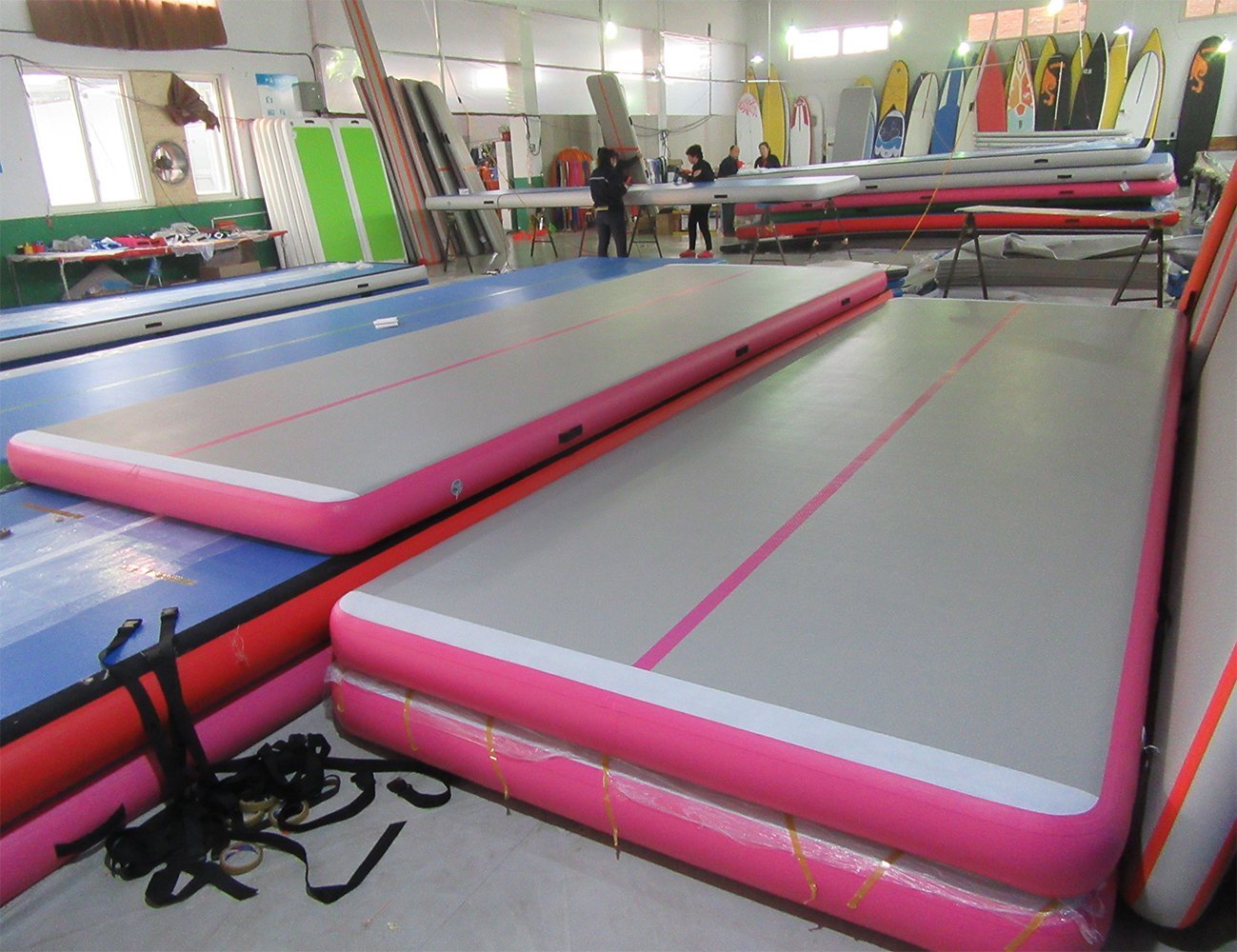 inflatable gymnastics tumbling mat air tumbling track w/electric pump air floor mat for home use/cheerleading/beach/park and water
inflatable gymnastics tumbling mat air tumbling track w/electric pump air floor mat for home use/cheerleading/beach/park and water