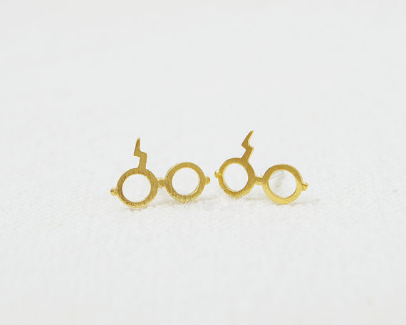 The latest elements glasses stud earrings personality magic glasses stud earrings for women wholesale free shipping
The latest elements glasses stud earrings personality magic glasses stud earrings for women wholesale free shipping