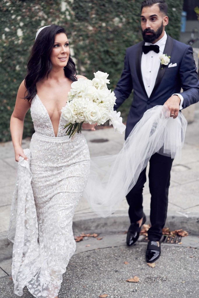 Berta Mermaid Dresses Lace Appliques Sequins Sweep Train Spaghetti Sexy Backless Beach Wedding Dress Custom Made Country Bridal Gown