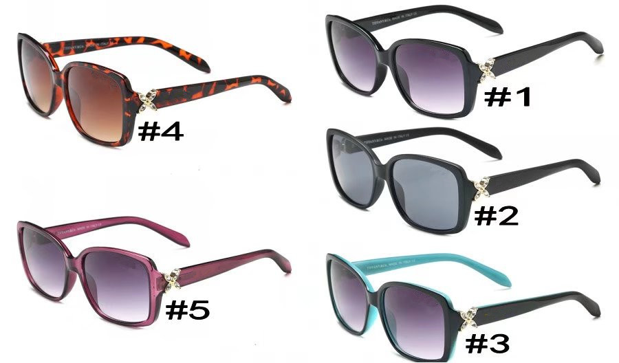 New Brand High Quality Sunglasses Women Sun glasses Designer Sunglasses UV400 Square frame Diamond sunglasses 4047 fashion trend MOQ=10
New Brand High Quality Sunglasses Women Sun glasses Designer Sunglasses UV400 Square frame Diamond sunglasses 4047 fashion trend MOQ=10