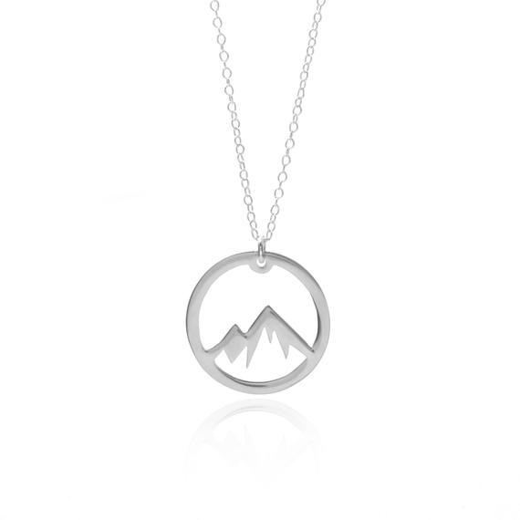 Simple Nature Snowy Mountain Necklace Circle Round Mountain Top Range Necklace Landscape Lover Camping Outdoor Necklaces for Women