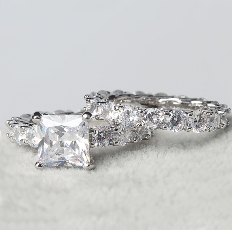 Sparkling Luxury Jewelry 925 Sterling Silver Fill Princess Cut White Topaz CZ Diamond Party Wedding Engagement Band Ring for Women Gift