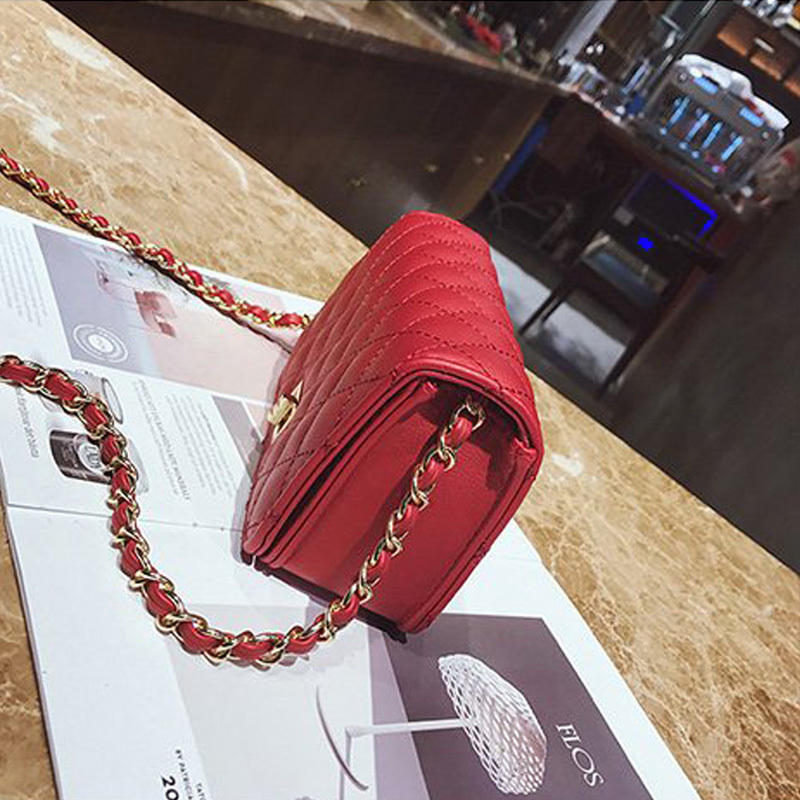 Women Bag Female Handbags Leather Over Shoulder Bag Crossbody Quilted Chain Diamond Red Small Flap Lock Fashion Sling Lady Bags Y18102403
