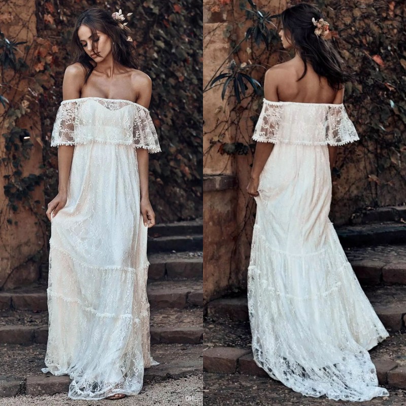 Vintage 1970s Bohemian Wedding Dresses Flounce Off Shoulder Neckline A Line Court Train Ivory Lace Beach Boho Bridal Gowns