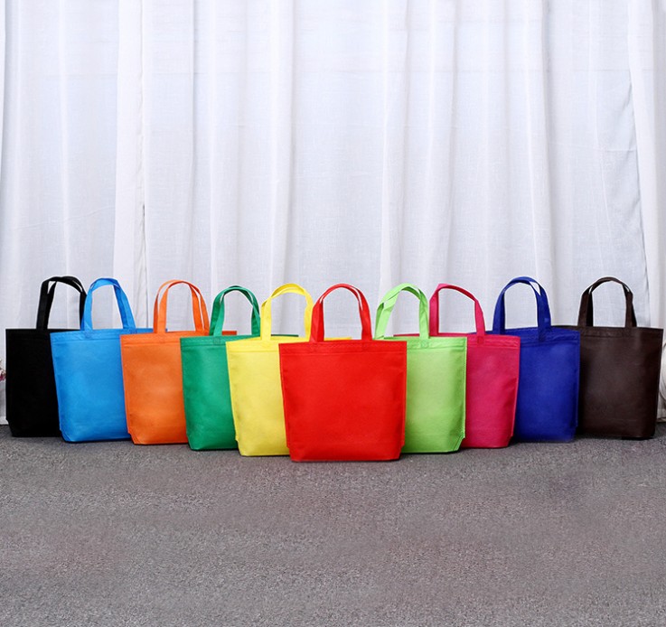 Customize the LOGO Nonwoven fabric Reticule Advertising shopping bags Environmental gift handbag Light Clothing bag Pure color, Please leave a message (color)
Customize the LOGO Nonwoven fabric Reticule Advertising shopping bags Environmental gift handbag Light Clothing bag Pure color, Please leave a message (color)