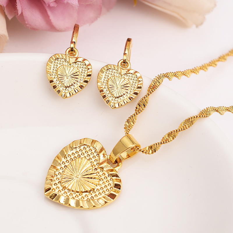 gold Necklace Earring Set Women Party Gift heart Jewelry Sets daily wear mother gift DIY charms women girls lover Fine Jewelry, Black
gold Necklace Earring Set Women Party Gift heart Jewelry Sets daily wear mother gift DIY charms women girls lover Fine Jewelry, Black