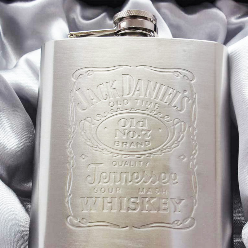 High Quality 7oz Stainless Wine Whisky Steel Hip Flask For Travel Portable Pocket Alcohol Bottles Beer Gift Rum