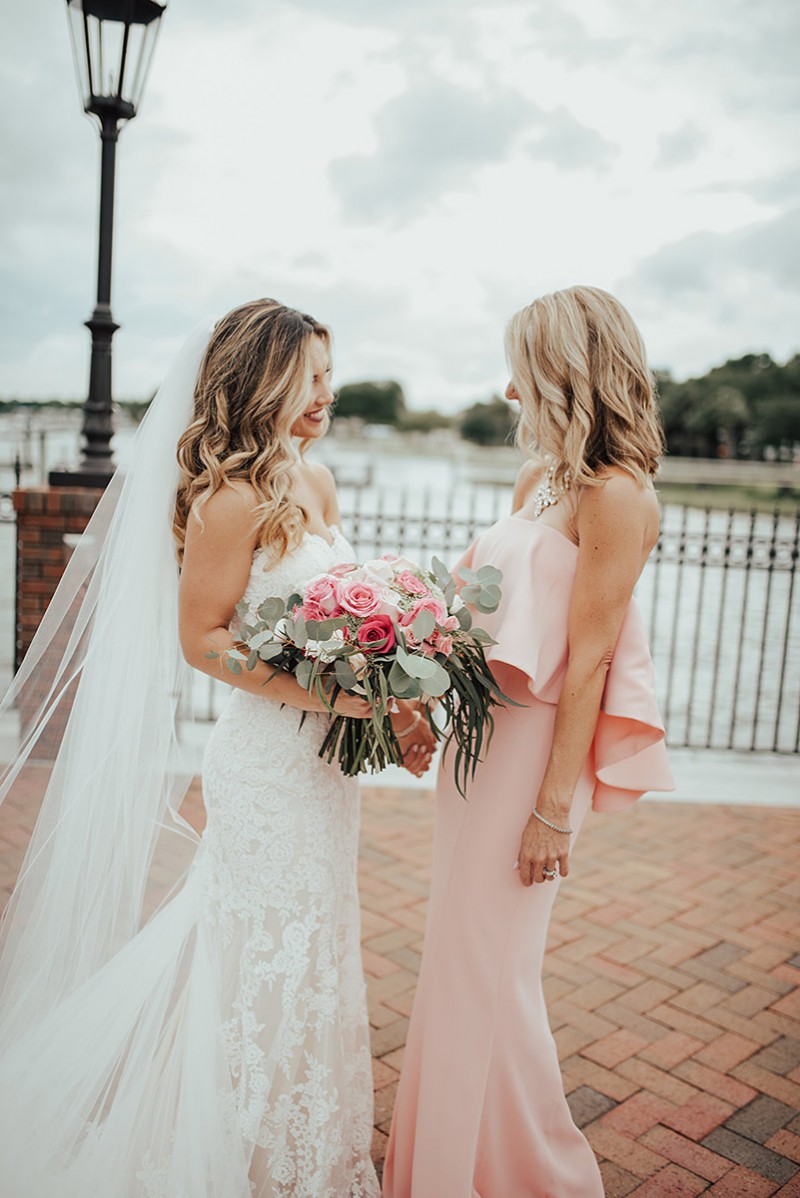 Country Mermaid Wedding Dresses Sweetheart Lace Appliques Sexy Front Split Sweep Train Boho Bridal Gowns Custom Made Plus Size Wedding Dress