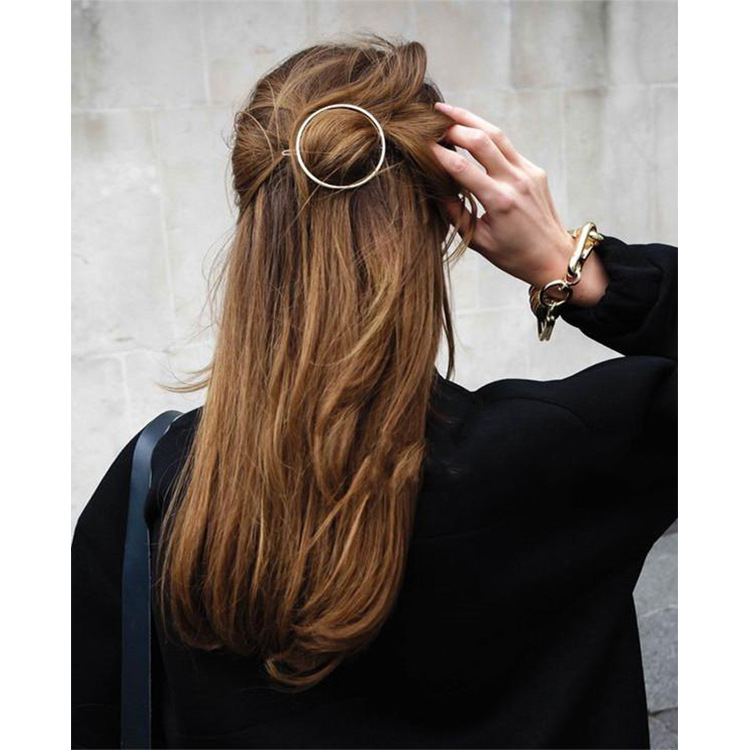 New Woman Hair Accessories Moon Circle Simply Roundness Alloy Hair Pin Clip Headdress Girls Fashion Hairgrips Barrettes 2017 New
New Woman Hair Accessories Moon Circle Simply Roundness Alloy Hair Pin Clip Headdress Girls Fashion Hairgrips Barrettes 2017 New
