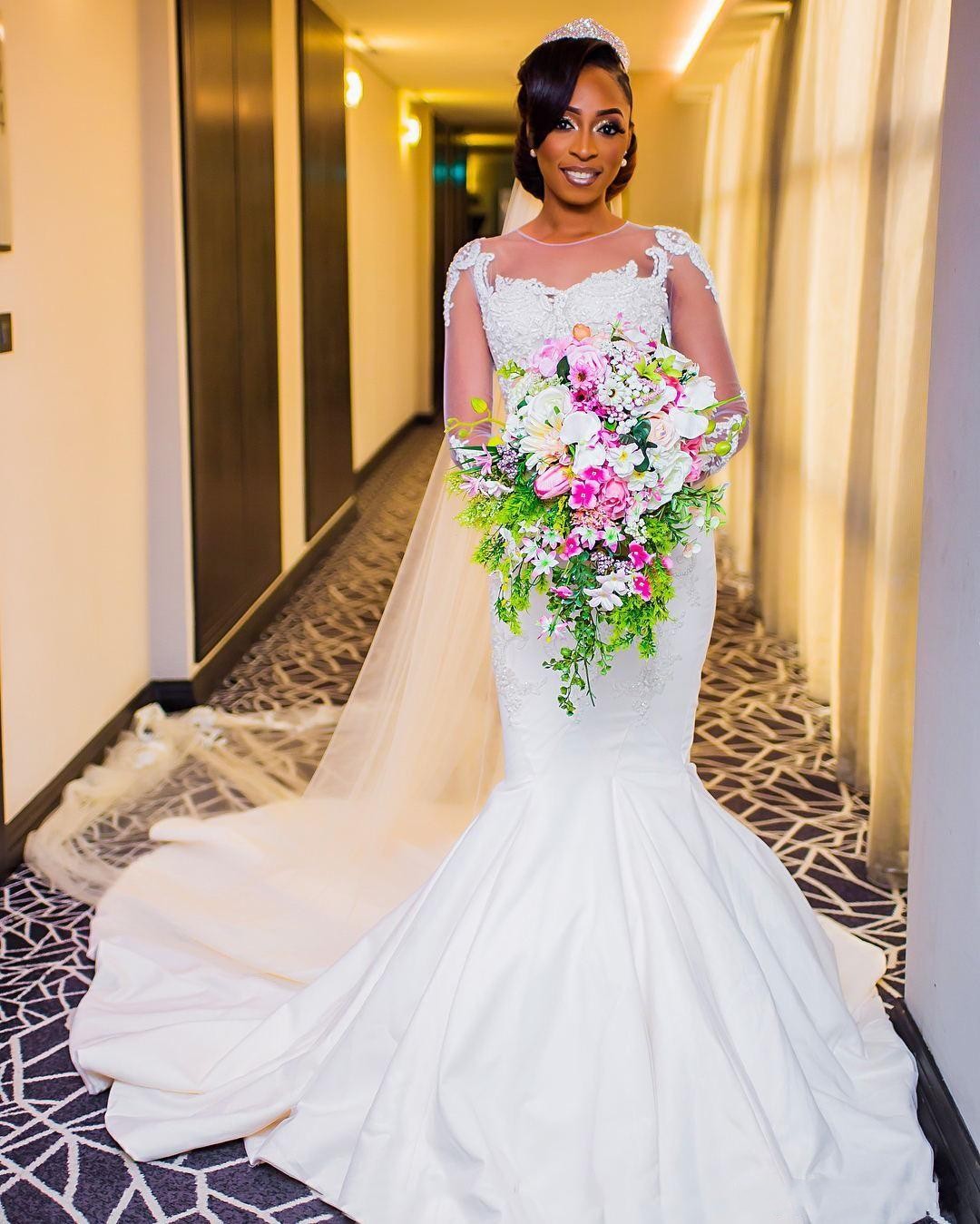 African Long Sleeves Mermaid Wedding Dresses Jewel Neck Illusion Lace Appliques Crystal Beads Court Train Plus Size Formal Bridal Gowns