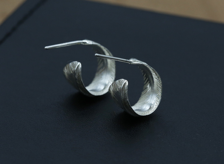 Brand new 925 sterling silver vintage jewelry American European antique silver hand-made designer feather stud earrings for women