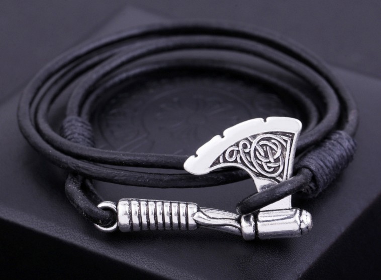Trendy Alloy Tibetan Silver Viking Axe Leather Bracelet High Grade PU Chain Bracelet & Bangle Jewelry For Cool Men
Trendy Alloy Tibetan Silver Viking Axe Leather Bracelet High Grade PU Chain Bracelet & Bangle Jewelry For Cool Men