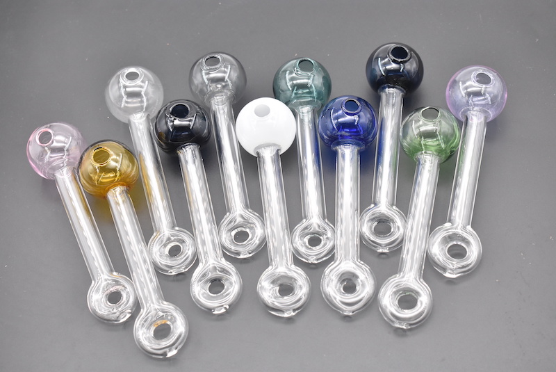 12cm 10color Pyrex thick Glass Oil Burner Pipe Beautiful Colored Pink Purple Glass Spoon Pipe Hand oil Pipes for smoking
12cm 10color Pyrex thick Glass Oil Burner Pipe Beautiful Colored Pink Purple Glass Spoon Pipe Hand oil Pipes for smoking