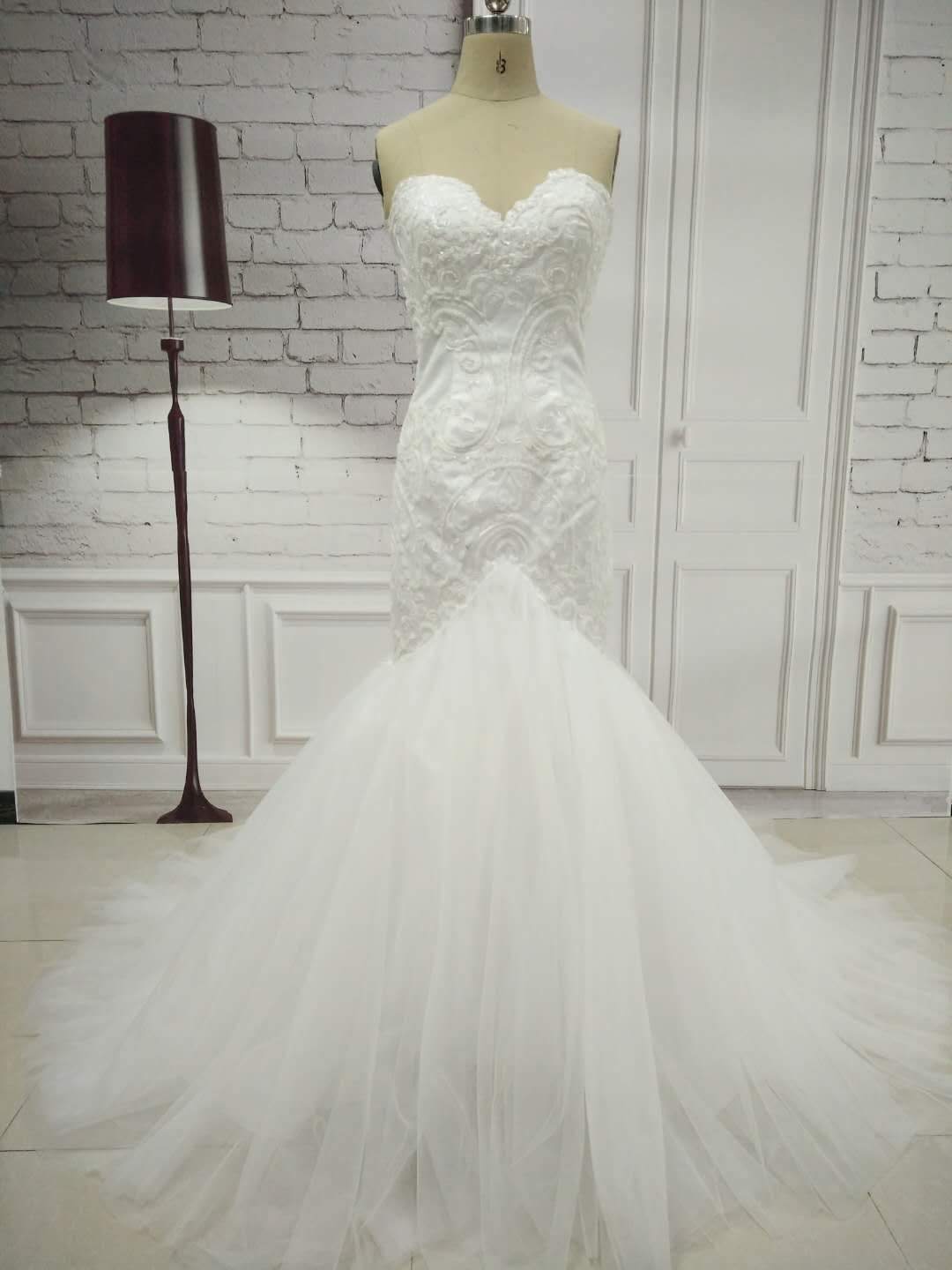 Real Photo Long Sweetheart Lace Mermaid Wedding Dresses Women White Corset Back Bridal Gown off Shoulder Wedding Gowns
Real Photo Long Sweetheart Lace Mermaid Wedding Dresses Women White Corset Back Bridal Gown off Shoulder Wedding Gowns